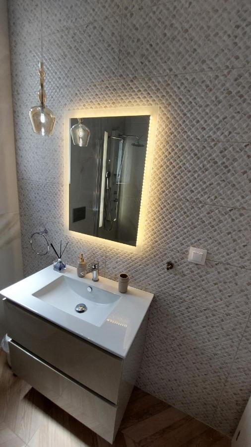 Semiramis Apartment