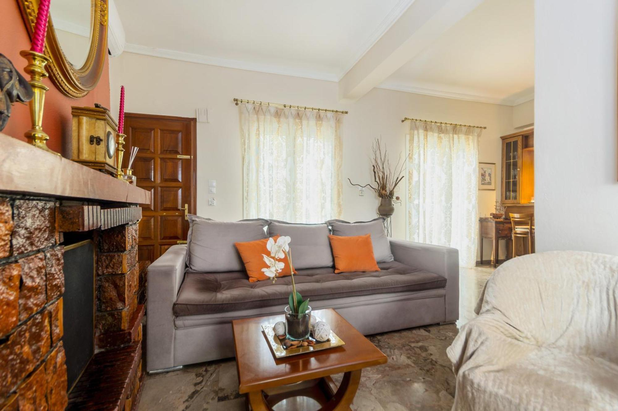 Semiramis Apartment